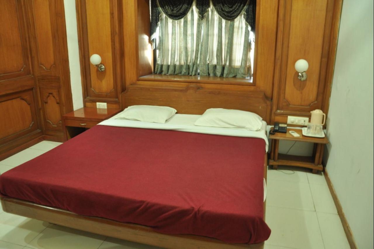 Hotel Chandan Gāndhīdhām Εξωτερικό φωτογραφία
